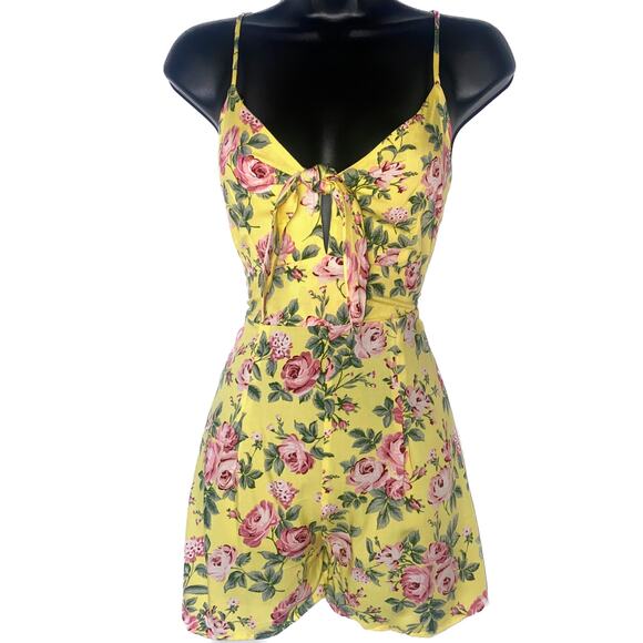 New Small Yellow Tie Front‎ Floral Romper Adjustable Shorts Keyhole Sleeveless - Picture 1 of 4